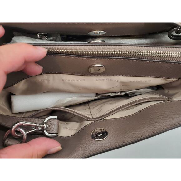 NWT MICHAEL KORS Savannah Satchel BAG - Camel - Picture 4 of 6